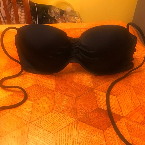 Shade & Shore Black Bikini Top, Fully Lined, Underwire, Neck Tie, Strapless. - Picture 1 of 9